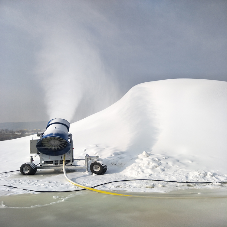 造雪機 造雪機