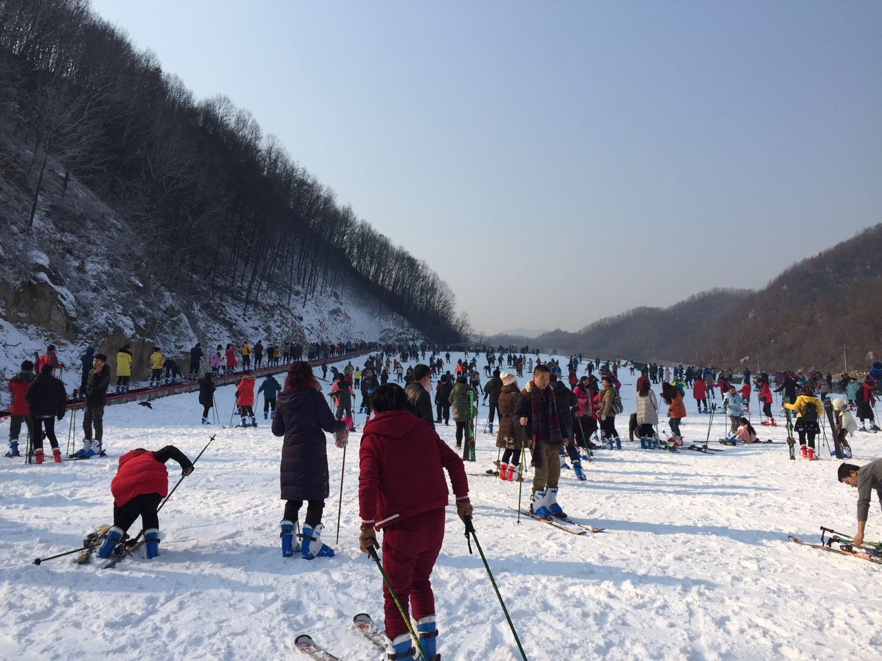 河北迪特旅游開發有限公司正式助力河南平頂山大峽谷滑雪場游樂場